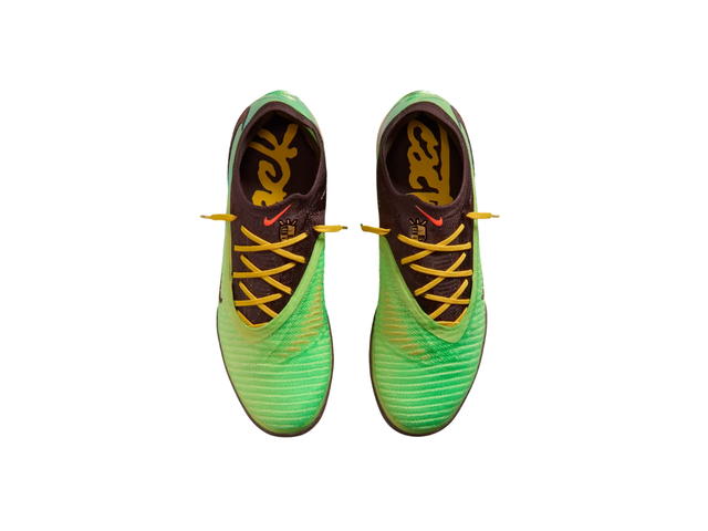 Nike Nike x Cactus Jack Phantom 6 Low Indoor Earth and Metallic Gold - view 3