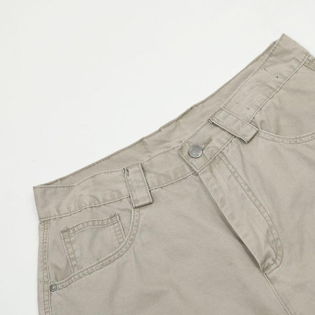 Jeera 168 (พร้อมส่ง) Jeera168 Craem Multi-Pocket Cargo Short pants - view 7