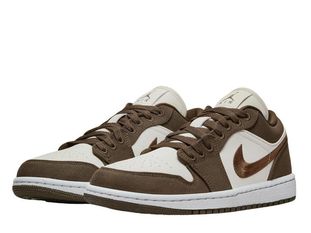 Jordan Jordan 1 Low SE Light Olive (Women's) - view 3