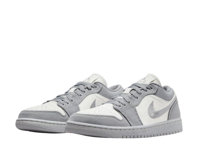 Jordan Jordan 1 Low SE Light Steel Grey (Women's) - view 3