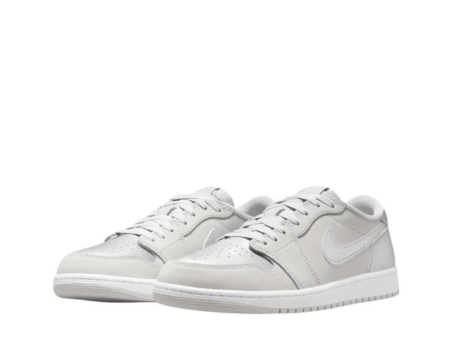 Jordan Jordan 1 Low OG Metallic Silver - view 3