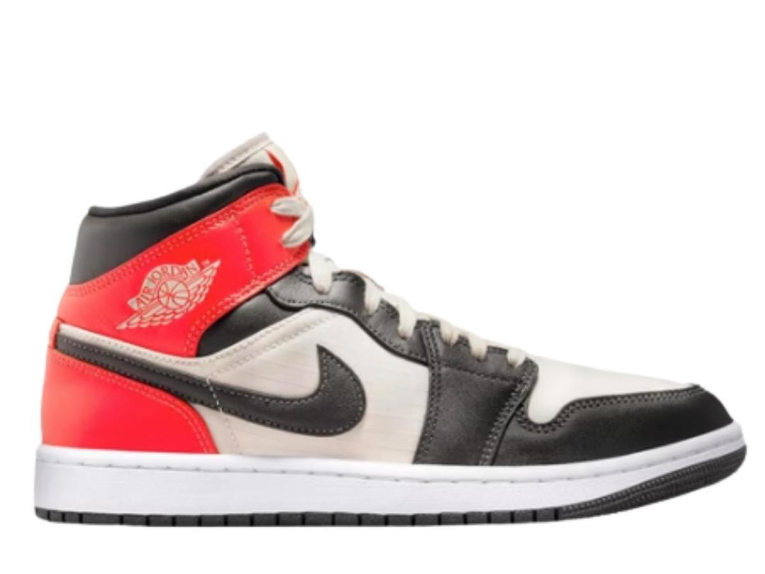 Jordan Jordan 1 Mid Newsprint Light Orewood Brown (Women's)