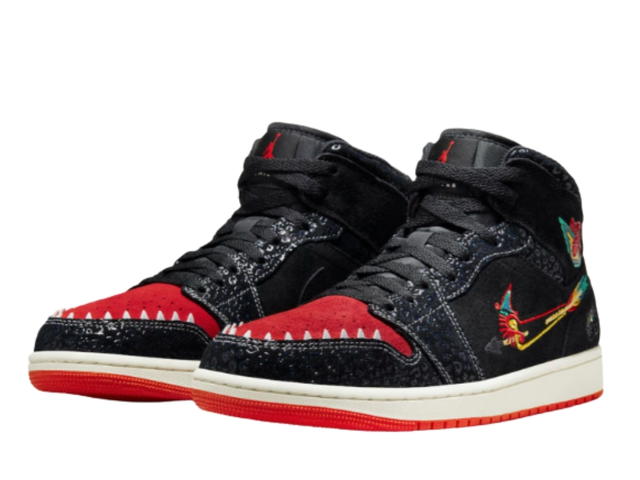 Jordan Jordan 1 Mid SE Siempre Familia - view 3