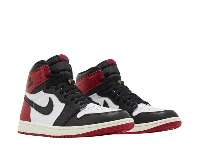 Jordan Jordan 1 Retro High OG Black Toe Reimagined - view 3