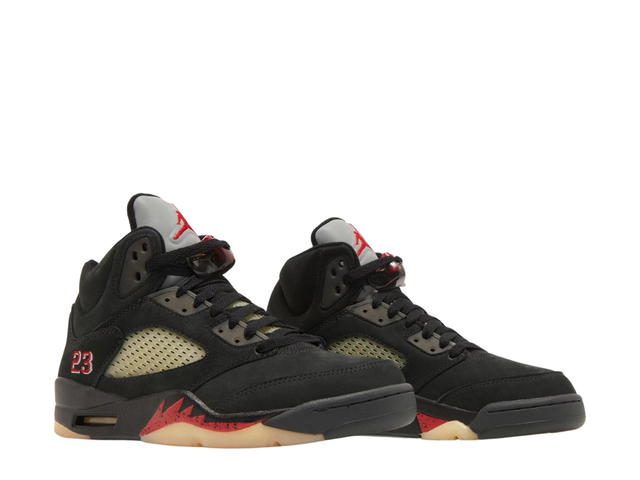 Jordan Jordan 5 Retro Gore-Tex Off Noir (Women's) - view 3