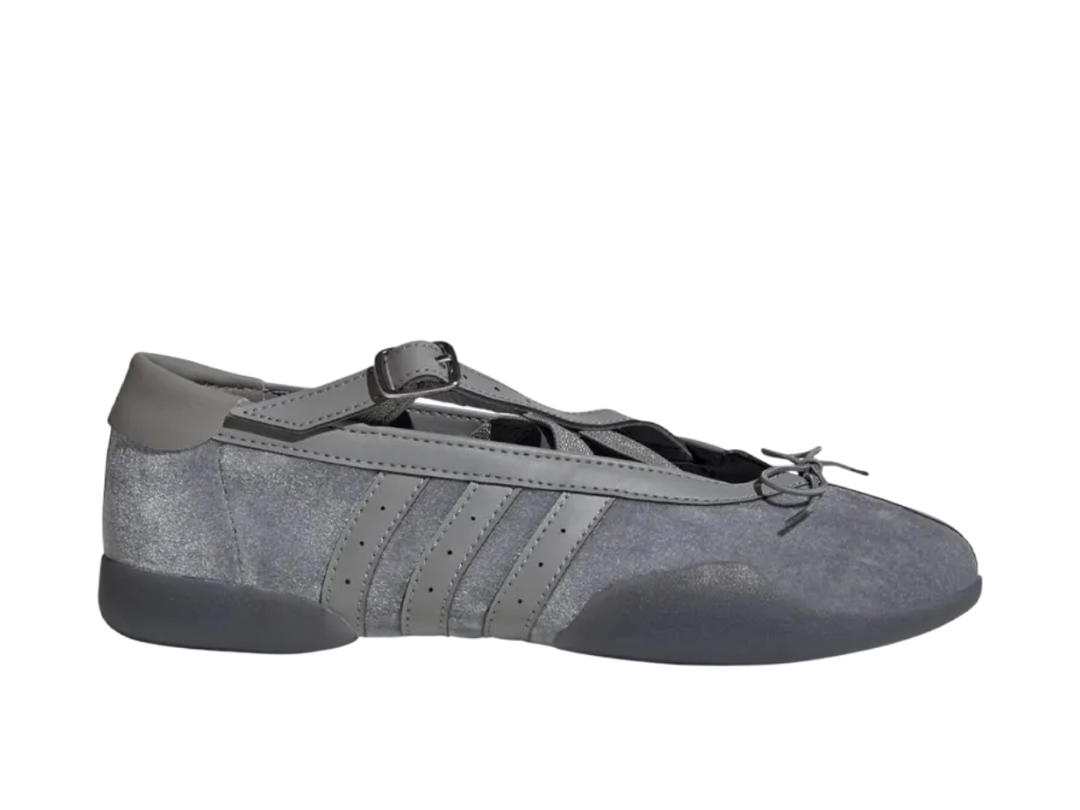 adidas adidas Originals Taekwondo Mei Ballet Grey Velour (Women's)