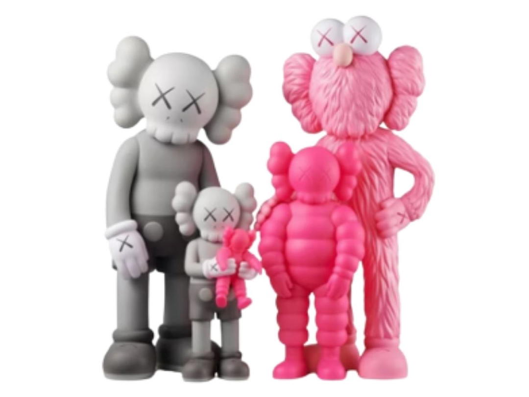 Kaws KAWS Family Vinyl Figures Grey/Pink