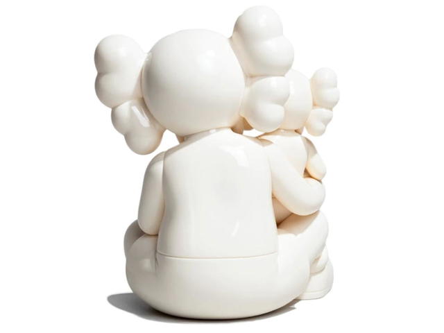 Kaws Kaws Holiday Changbai Mountain Vinyl Figure Snowy White - view 2
