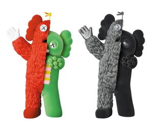 Buy Kaws Kachamukku Vinyl Figure Green/Red & Black Set at Sasom – Authentic and Ready to Ship