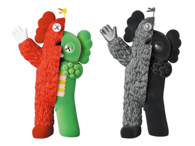 Kaws Kaws Kachamukku Vinyl Figure Green/Red & Black Set - view 1