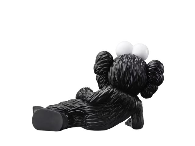Kaws Kaws TIME OFF Vinyl Figure Black - view 2