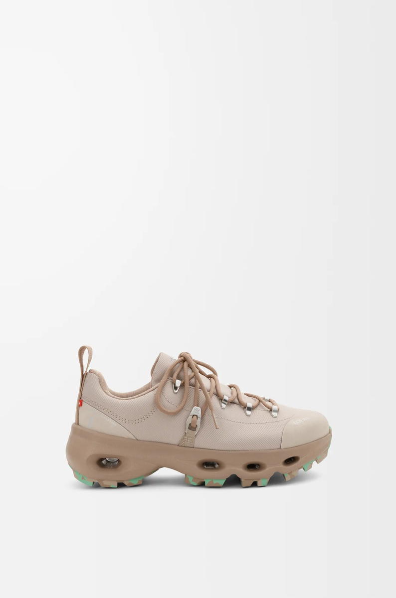 Loewe Loewe x On Cloudsolo Hiker Sand (W)