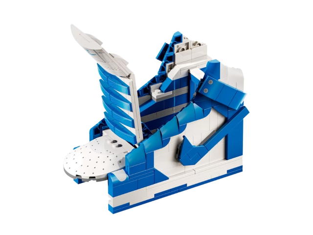 Nike Nike Dunk x LEGO Dunk x LEGO Sneaker Building Block Set With Special Edition Minifigure - view 2