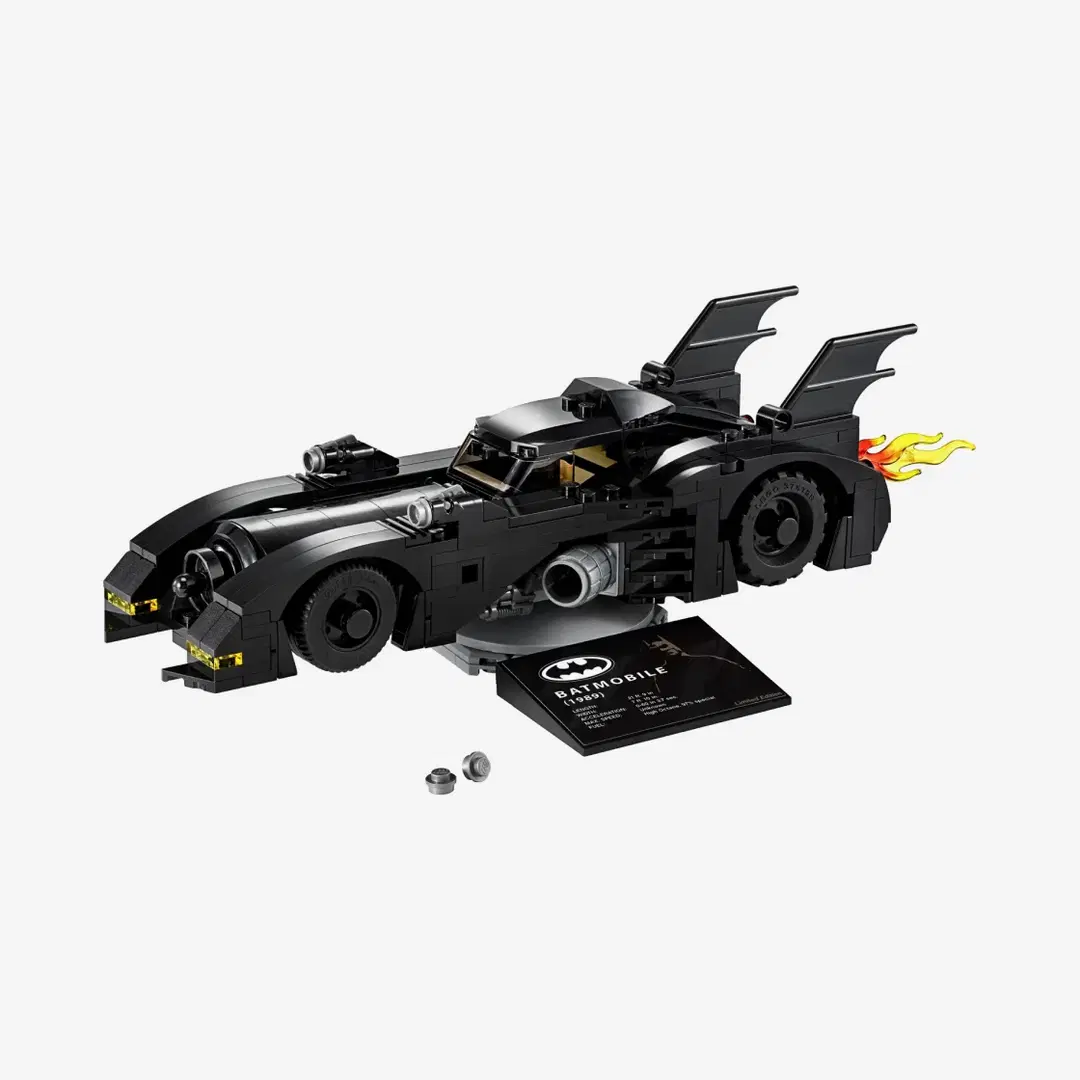 Lego LEGO DC Comics 1989 Batmobile Limited Edition