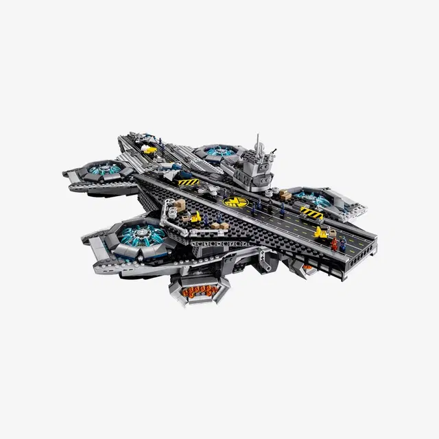 Lego LEGO Marvel The Shield Helicarrier - view 2