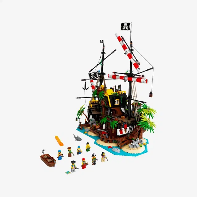 Lego LEGO Pirates of Barracuda Bay - view 1