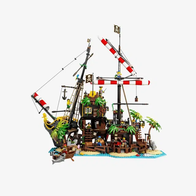 Lego LEGO Pirates of Barracuda Bay - view 2