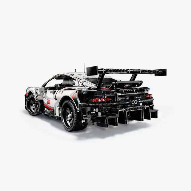Lego LEGO Porsche 911 RSR - view 2