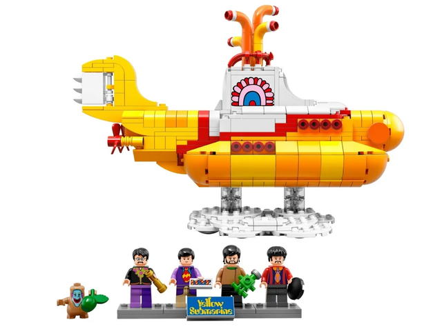Lego LEGO x Beatles Yellow Submarine - view 1