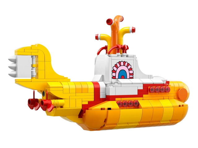Lego LEGO x Beatles Yellow Submarine - view 2