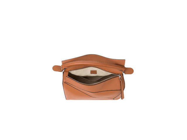 Loewe Loewe Large Puzzle Bag In Classic Calfskin With Palladium Hardware Tan - view 3