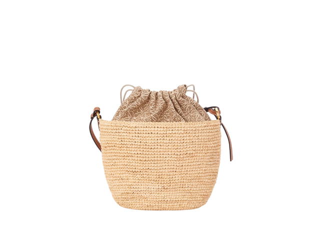 Loewe Loewe Pochette Bag In Raffia Anagram Jacquard and Calfskin With Gold Metallic Natural Tan - view 2