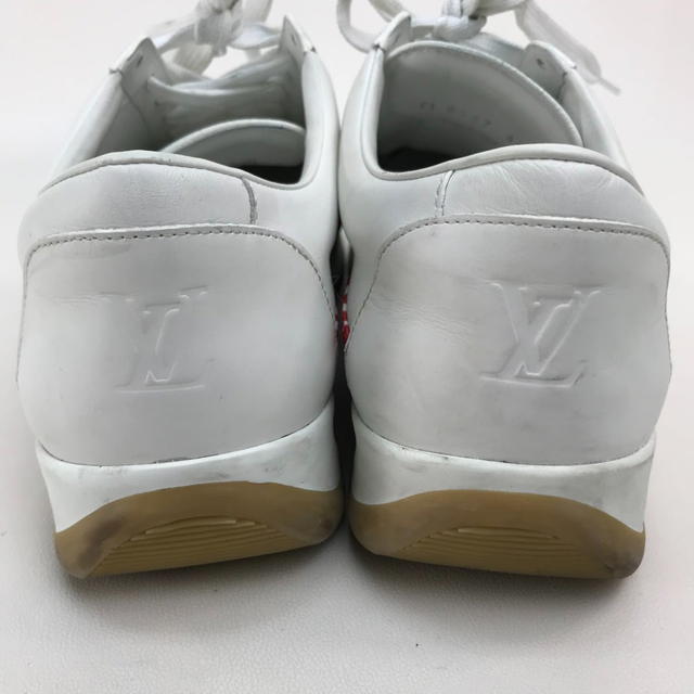 Louis Vuitton LOUIS VUITTON 1A3EQ5 Monogram Run away Supreme sneakers Leather 6 2/1 White/Red - view 3