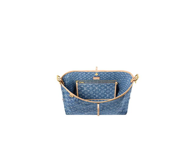 Louis Vuitton Louis Vuitton CarryAll MM Tote Bag - view 3