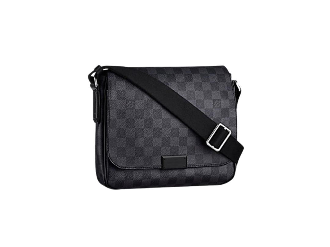 Louis Vuitton Louis Vuitton District PM Messenger Bag