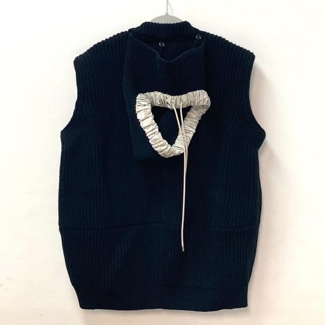 Louis Vuitton LOUIS VUITTON FLKW83 hood sleeveless knit Sleeveless knit wool Black - view 2