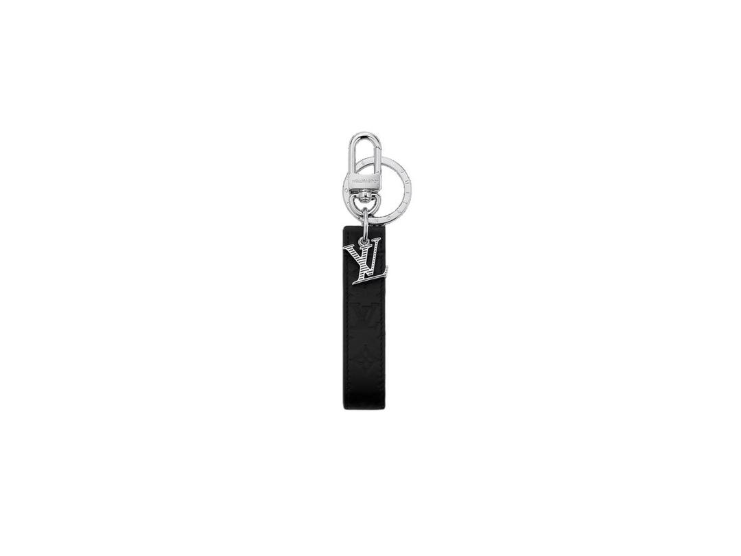 Louis Vuitton Louis Vuitton LV Shadow Dragonne Key Holder And Bag Charm In Leather With Silver-Color Metal Hardware Black