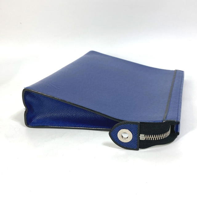 Louis Vuitton LOUIS VUITTON M30575 Taiga Pochette Voyager MM bag pouch Cluch Bag - view 4