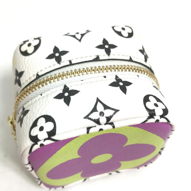Louis Vuitton LOUIS VUITTON M67669 Monogram Giant Portomonet Cube Pouch Canvas yellow/pink - view 3
