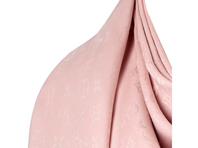 Louis Vuitton Louis Vuitton Monogram Classic Shawl In Rose Poudre - view 2