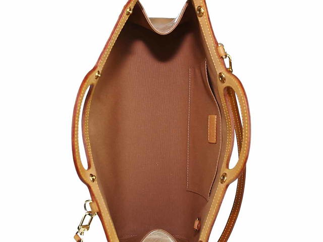 Louis Vuitton Louis Vuitton Vernis Roxbury Handbag - view 3