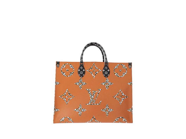 Louis Vuitton Louis Vuitton OnTheGo GM Tote Bag - view 2