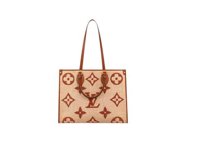 Louis Vuitton Louis Vuitton OnTheGo MM Tote Bag - view 3