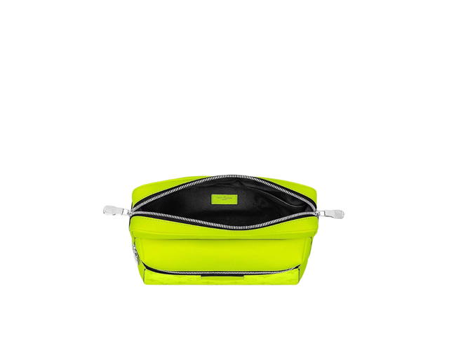 Louis Vuitton Louis Vuitton Outdoor Messenger Bag - view 3
