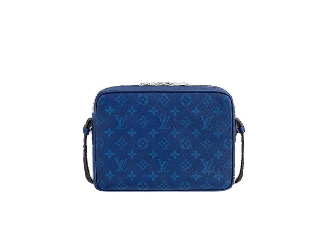 Louis Vuitton Louis Vuitton Outdoor Messenger Bag - view 3