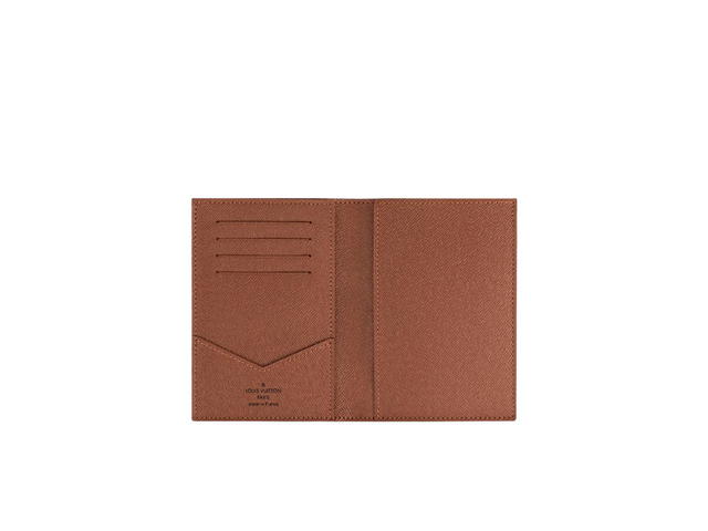 Louis Vuitton Louis Vuitton Passport Cover - view 3