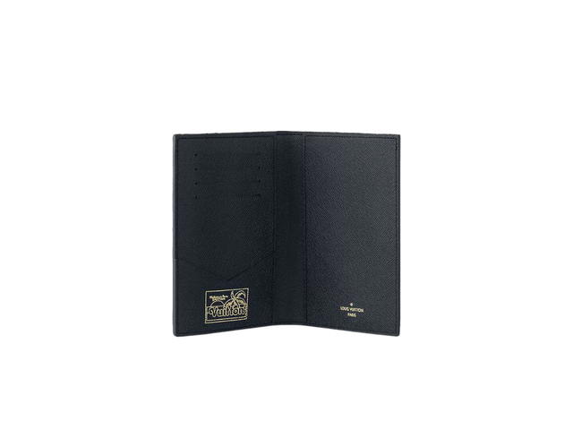 Louis Vuitton Louis Vuitton Passport Cover In Monogram Surfin’ Canvas With Tropical Print Navy Blue - view 2