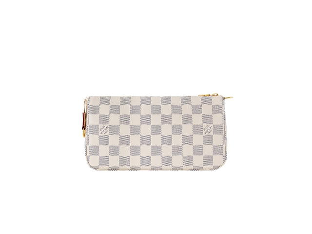 Louis Vuitton Louis Vuitton Pochette - view 2