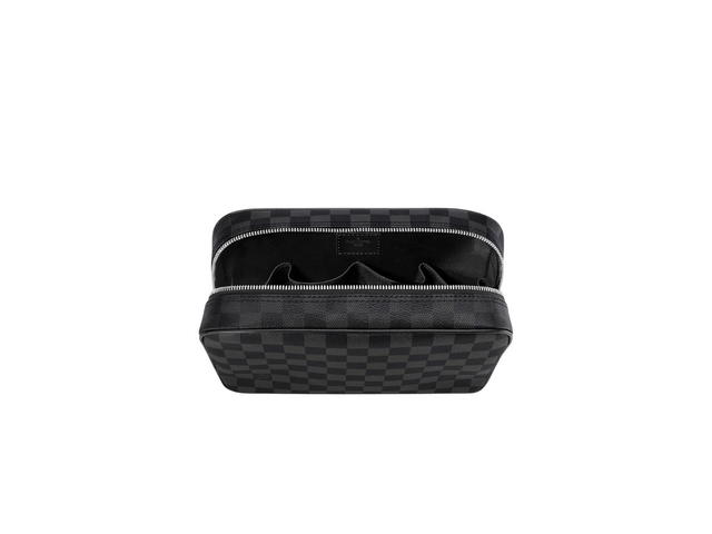 Louis Vuitton Louis Vuitton GM Toilet Pouch - view 3