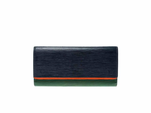 Louis Vuitton Louis Vuitton Wallet - view 1