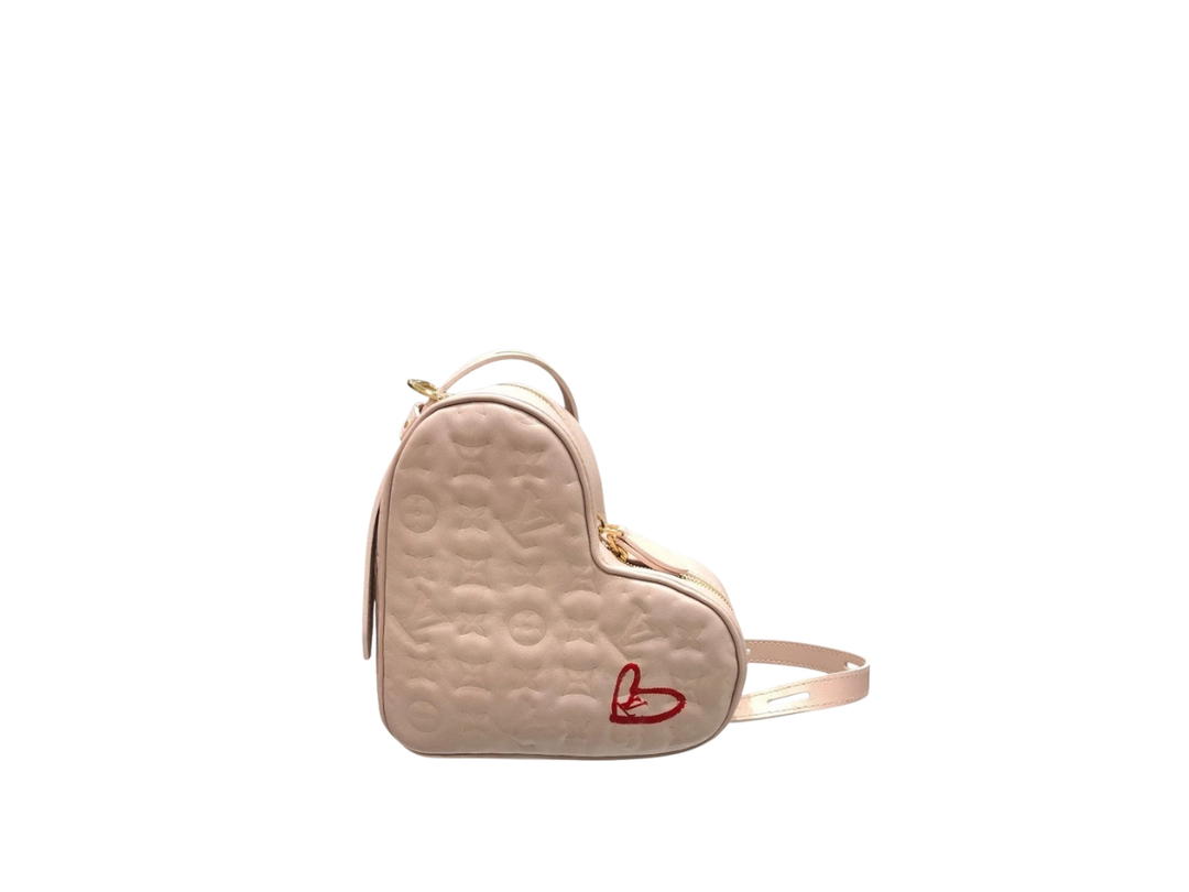 Louis Vuitton Louis Vuitton Fall In Love Sac Coeur Heart Bag Pink