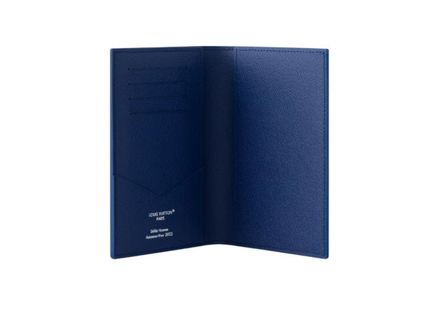 Louis Vuitton Louis Vuitton Passport Cover Blue - view 3