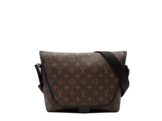 Louis Vuitton Louis Vuitton Magnetic Messenger Monogram Canvas Brown - view 1