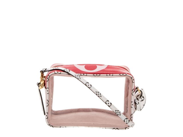 Louis Vuitton Louis Vuitton Monogram Giant Beach Pouch Rouge - view 1
