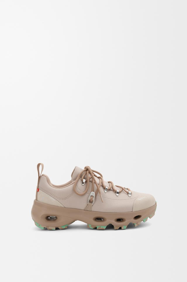 Loewe Loewe x On Cloudsolo Hiker Sand - view 1