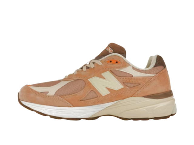 New Balance New Balance 990v3 MiUSA size? Exclusive Orange Cream - view 2